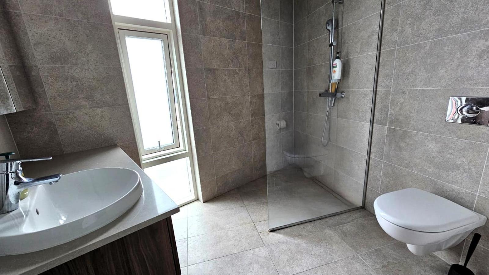 Downtown Oceanview Apartment
